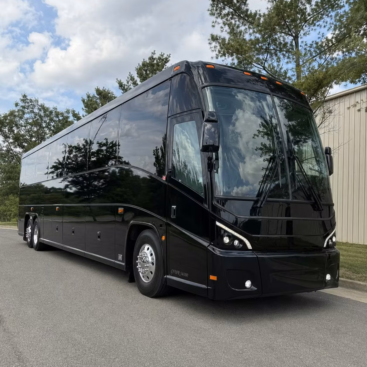 book long distance transportation in des moines or any city nearby
