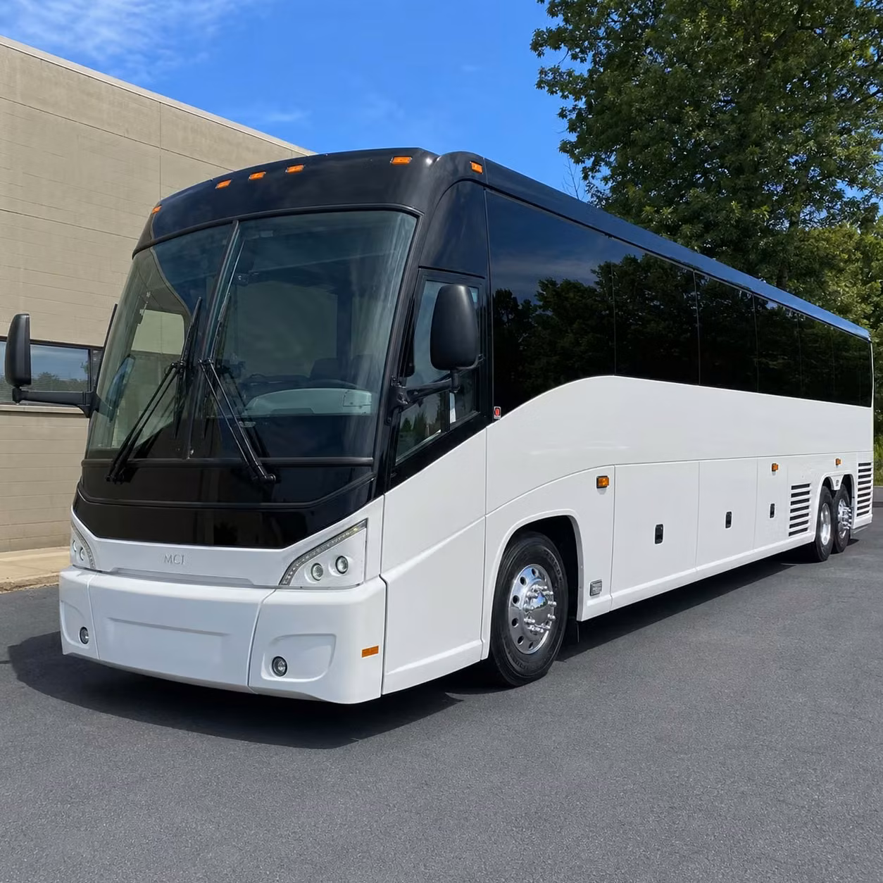 coachbusdesmoines com will help you coordinate multi stop church event transportation across des moines
