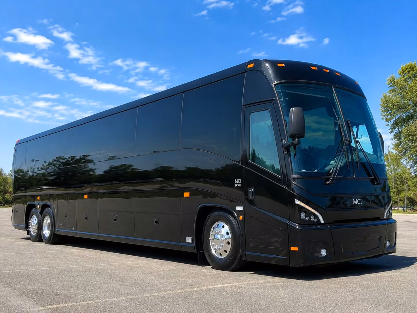 for quick and easy des moines prom night dinner shuttle service coachbusdesmoines com has you covered