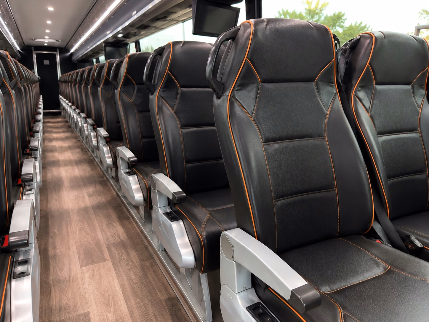 how bus type changes charter bus prices in des moines iowa
