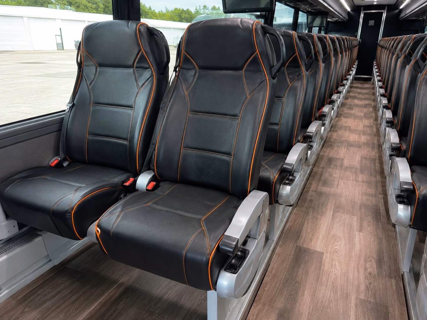 how the day of the week changes what a bus costs in des moines iowa